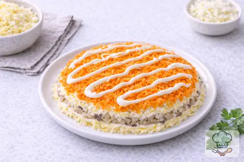 Фото 11-го шага: Селёдка под шубой классическая