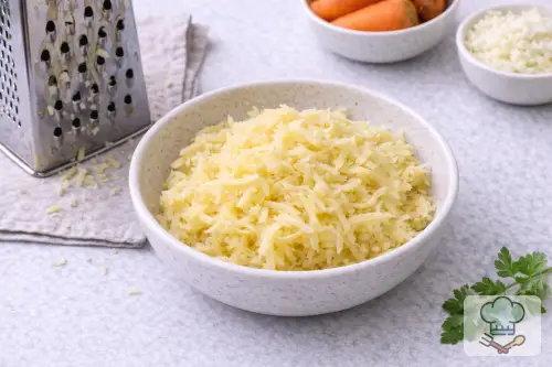 Фото 5-го шага: Селёдка под шубой классическая