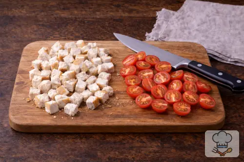 Фото 6-го шага: Салат «Цезарь» с курицей