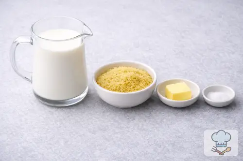 Фото 1-го шага: Молочный суп с вермишелью