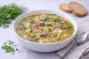 Рассольник с перловкой и солёными огурцами