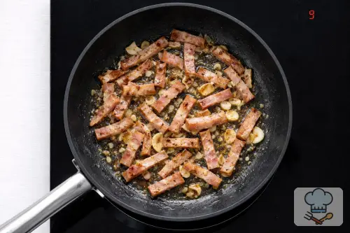 Фото 3-го шага: Паста карбонара классическая