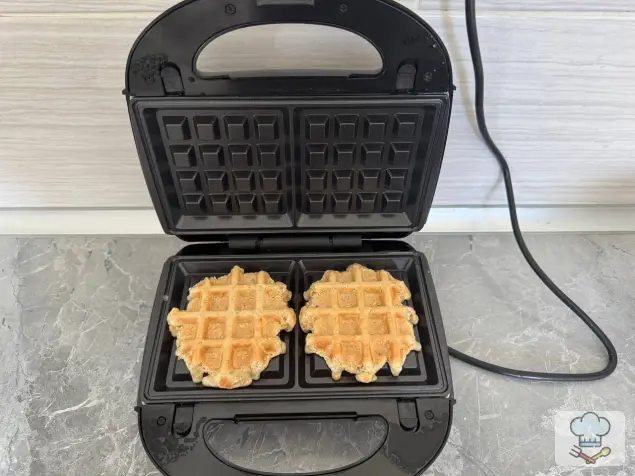 Фото 3-го шага: Вафли из цельнозерновой муки