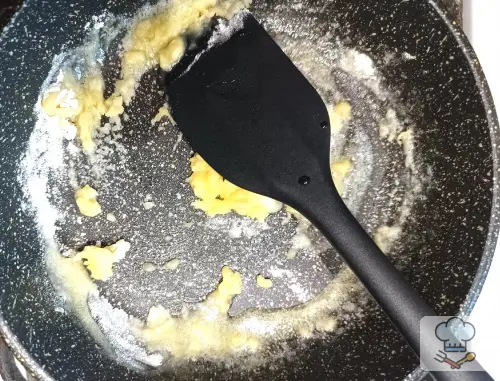 Фото 3-го шага: Цветная капуста в сливочно-сырном соусе с эдамаме